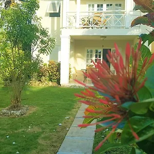 Shades Apartment